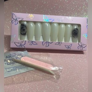 Homemade large stiletto press on nails